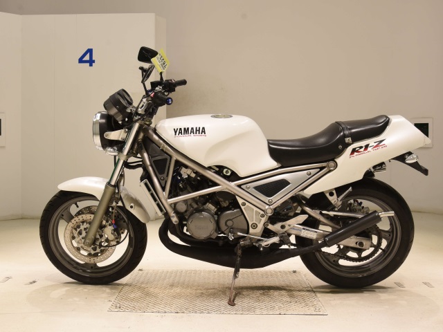 Yamaha R1-Z