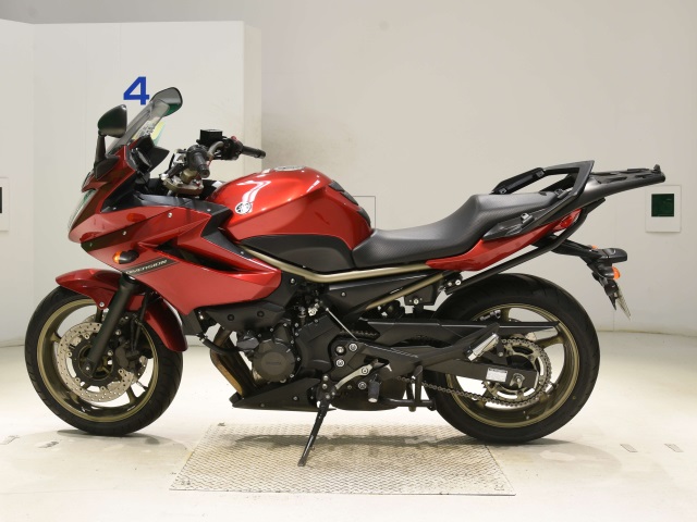 Yamaha XJ6 DIVERSION