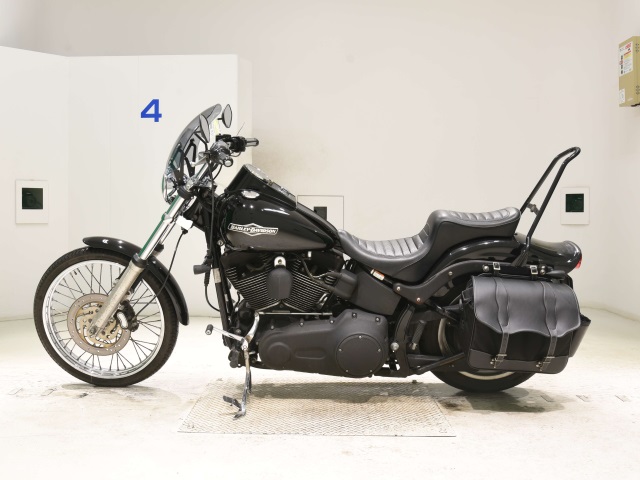 Harley-Davidson HARLEY FXSTB1580