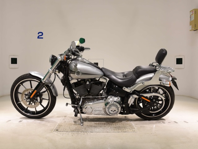 Harley-Davidson HARLEY FXSB BREAKOUT