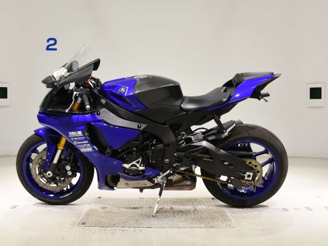 Yamaha YZF-R1