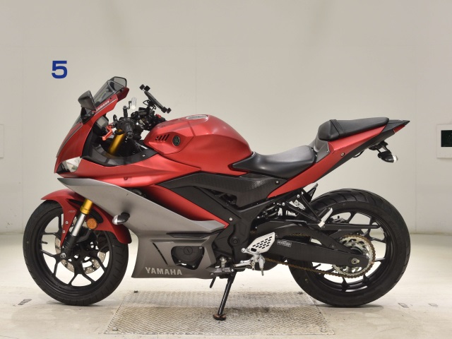 Yamaha YZF-R25A