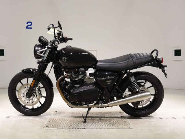 OTHER TRIUMPH SPEED TWIN 900