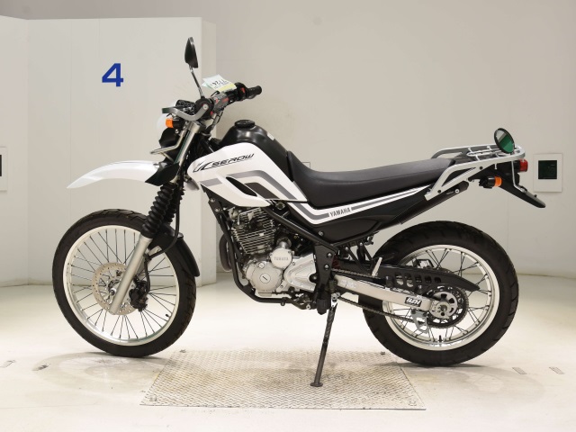 Yamaha SEROW 250
