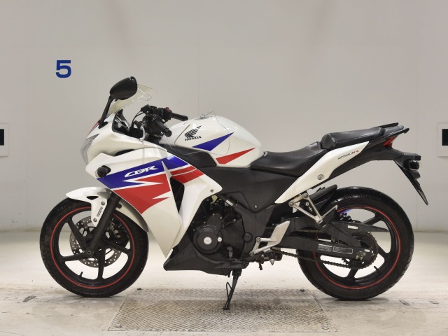 Honda CBR250R ABS
