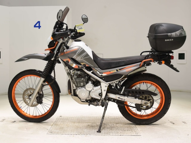 Yamaha SEROW 250-2
