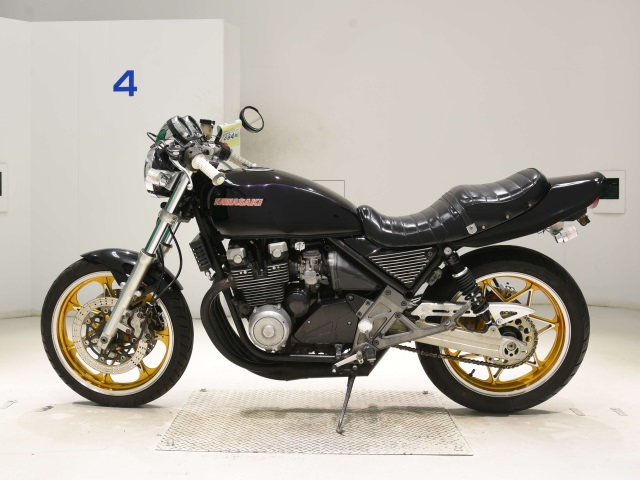 Kawasaki ZEPHYR400K