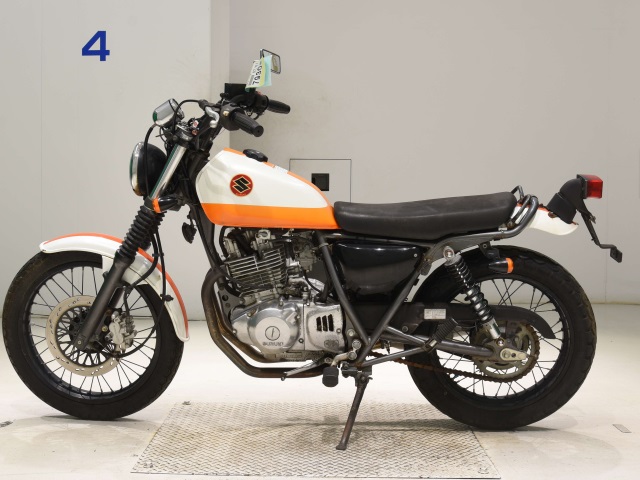 Suzuki GLASS TRACKER BIG BOY