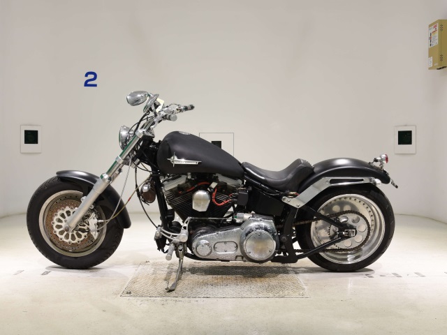 Harley-Davidson HARLEY FLSTC1340