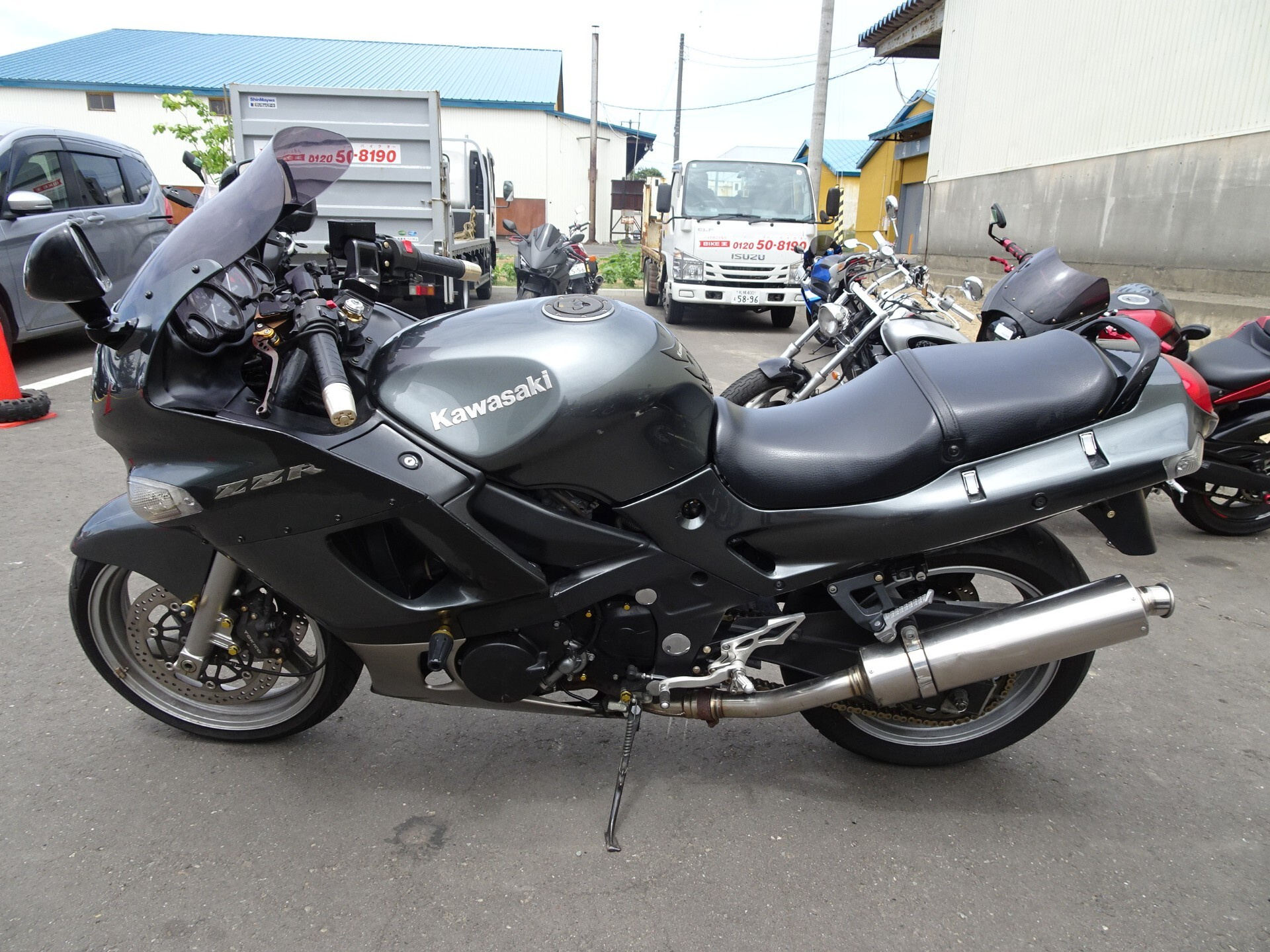 Kawasaki ZZR400