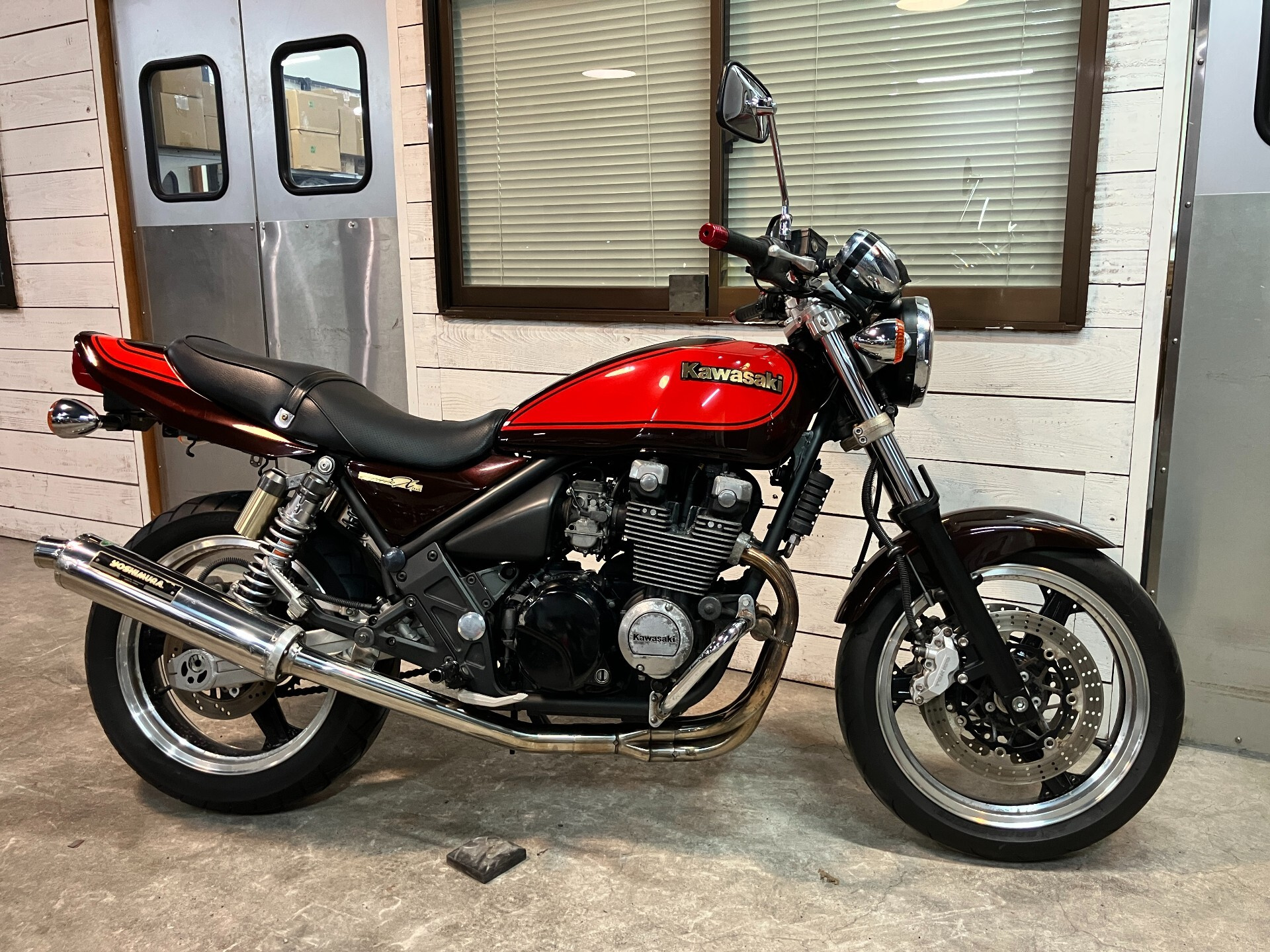 Kawasaki ZEPHYR400K