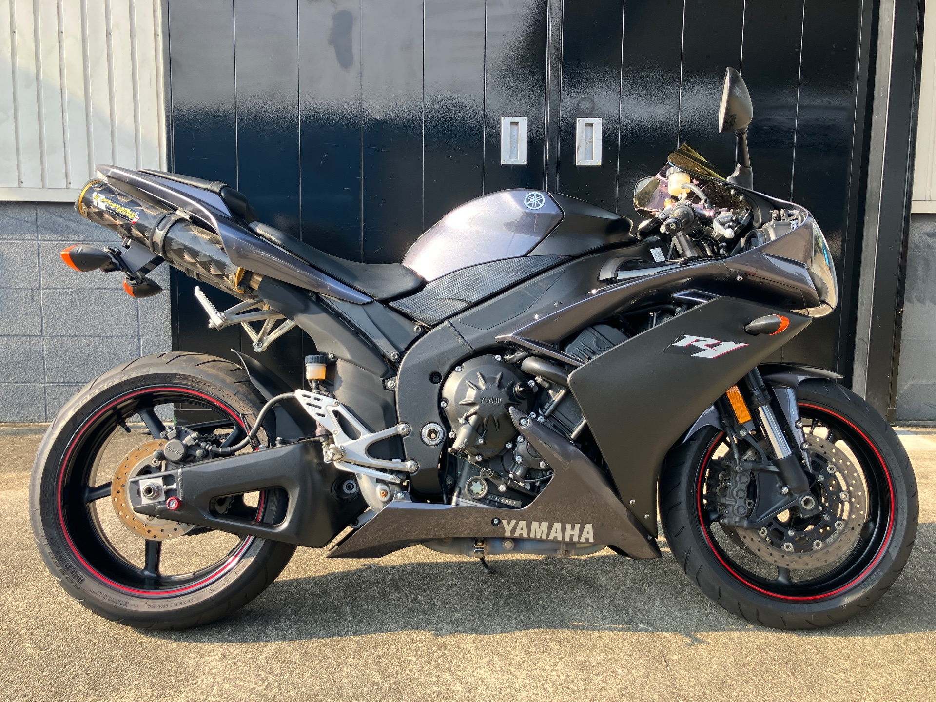 Yamaha YZF-R1