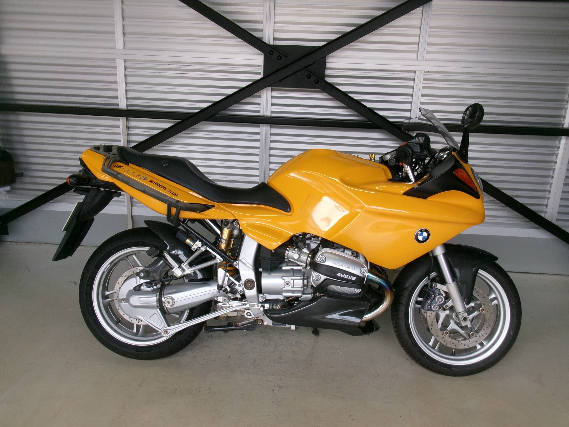 BMW BMW R1100S