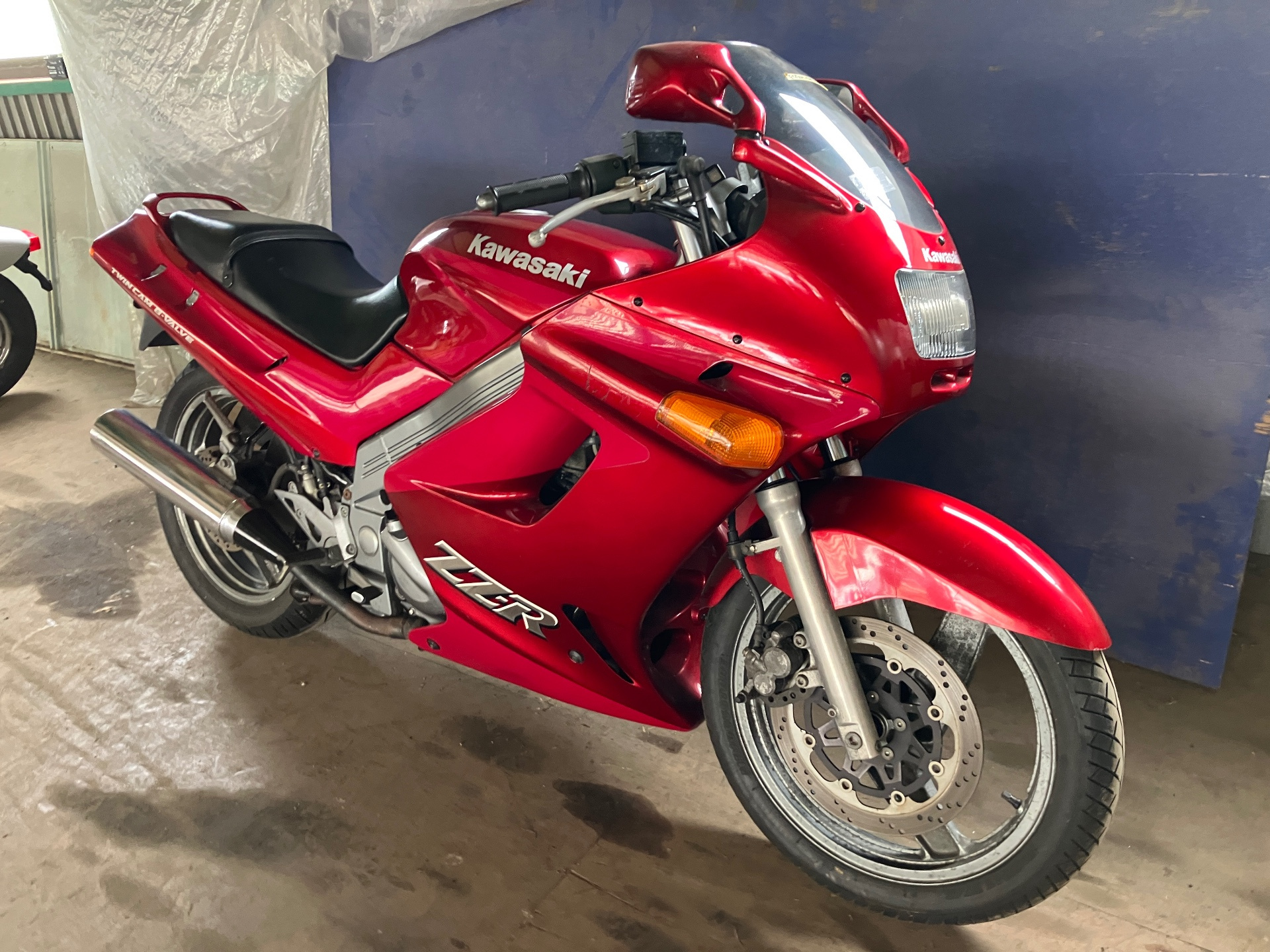 Kawasaki ZZR250