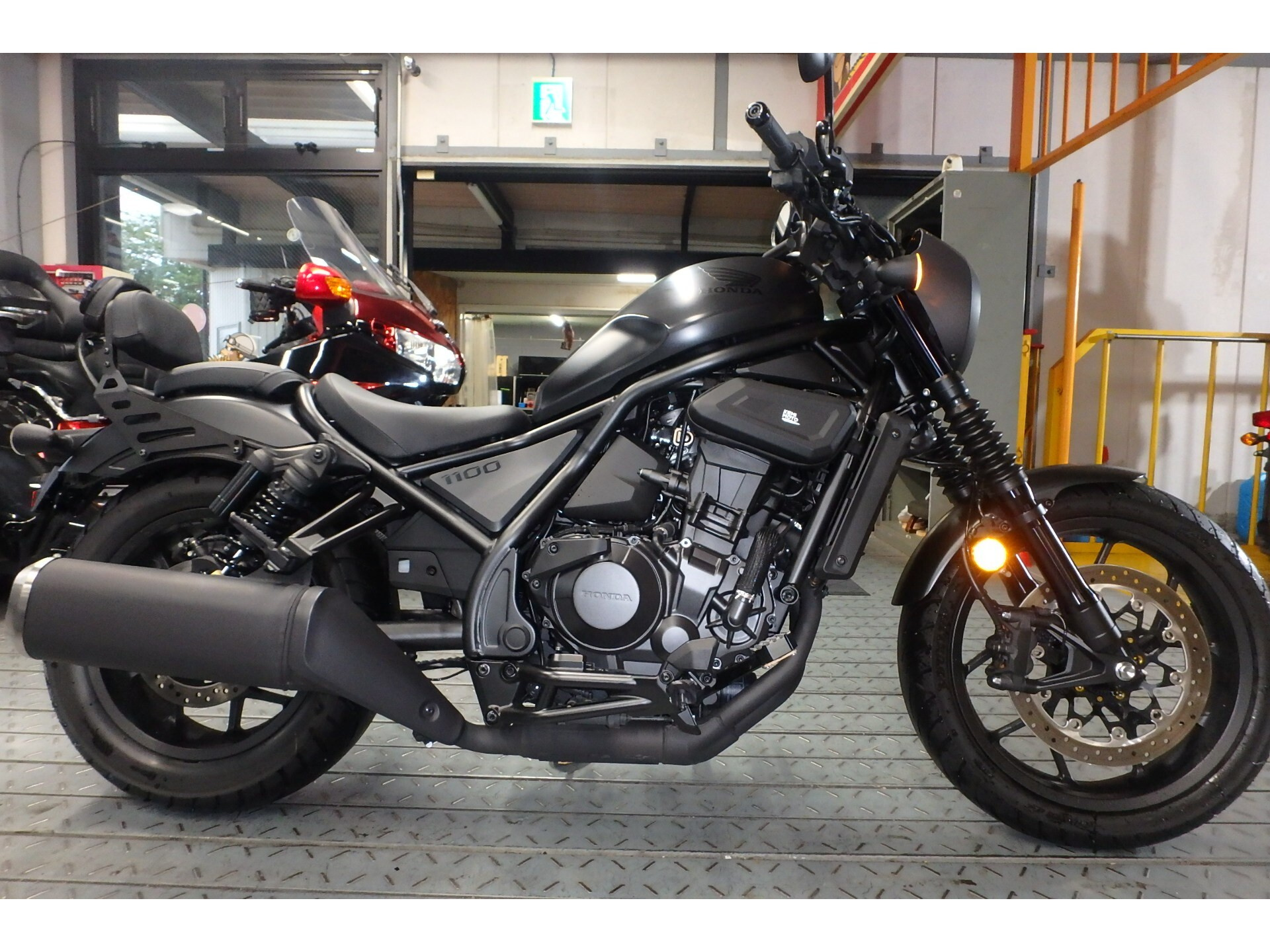 OTHER REBEL 1100