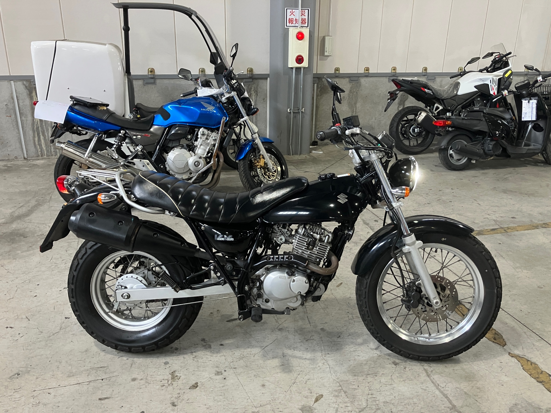 Suzuki VAN VAN 200