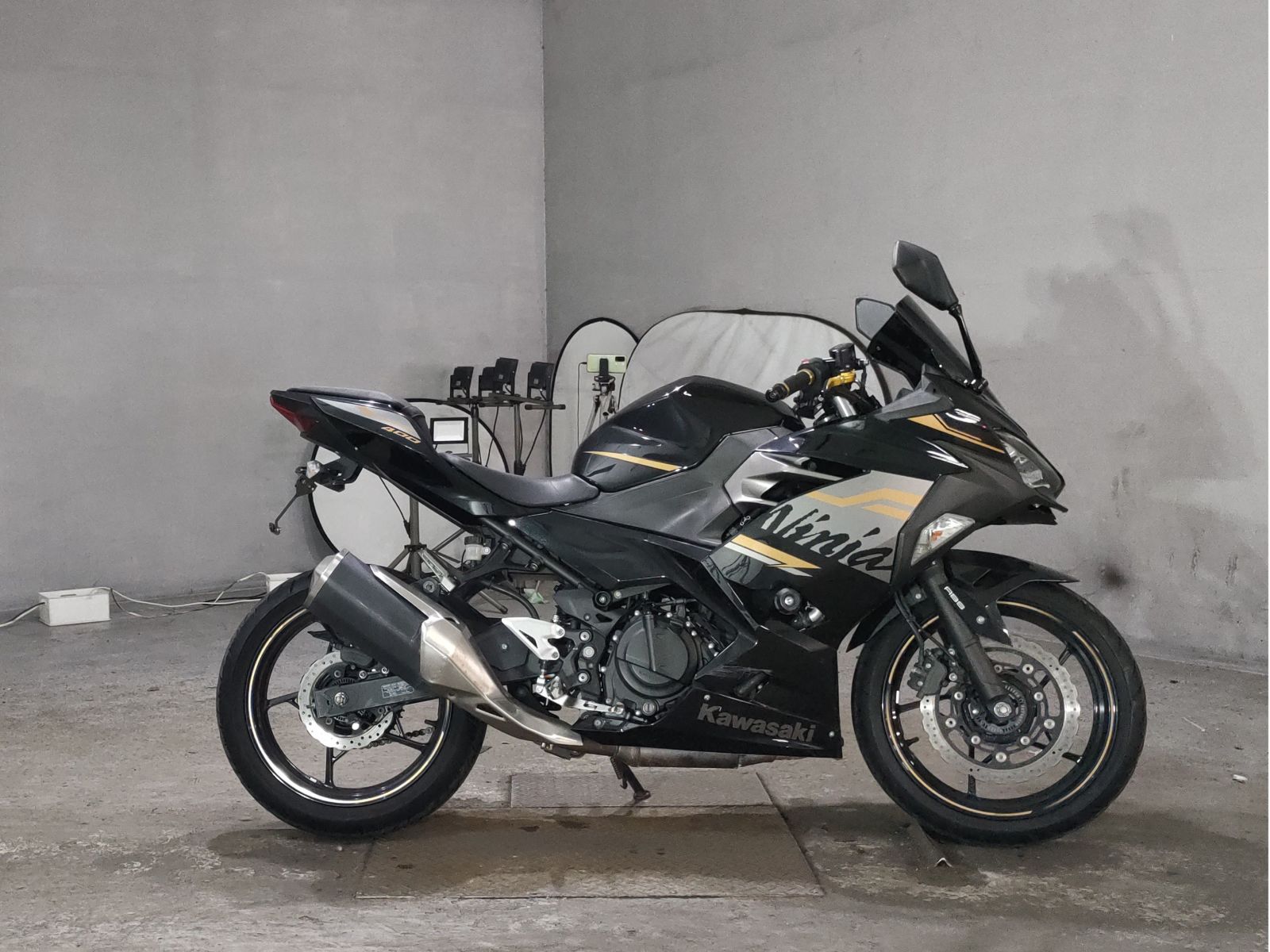 Kawasaki NINJA400