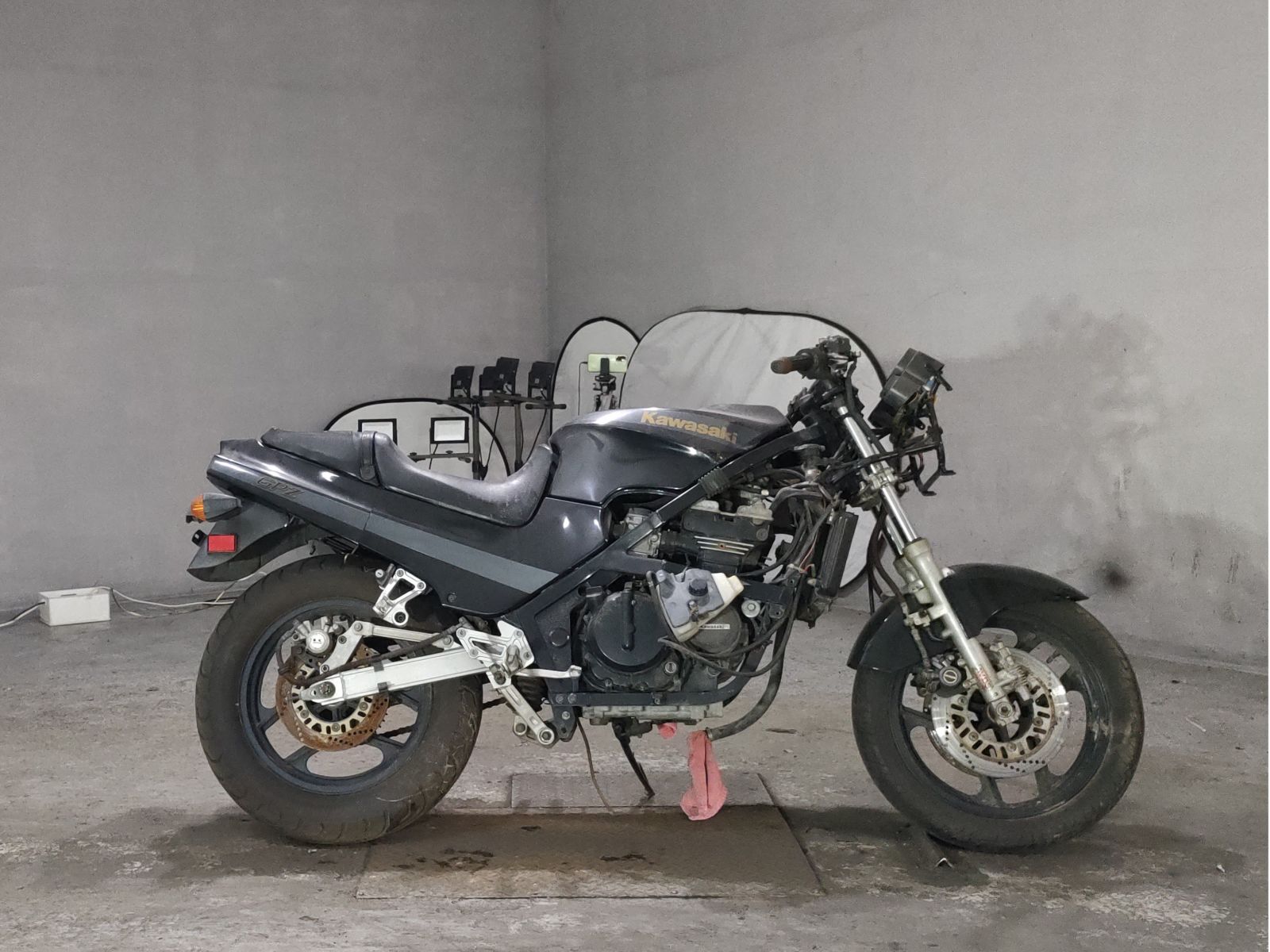 Kawasaki GPZ400R