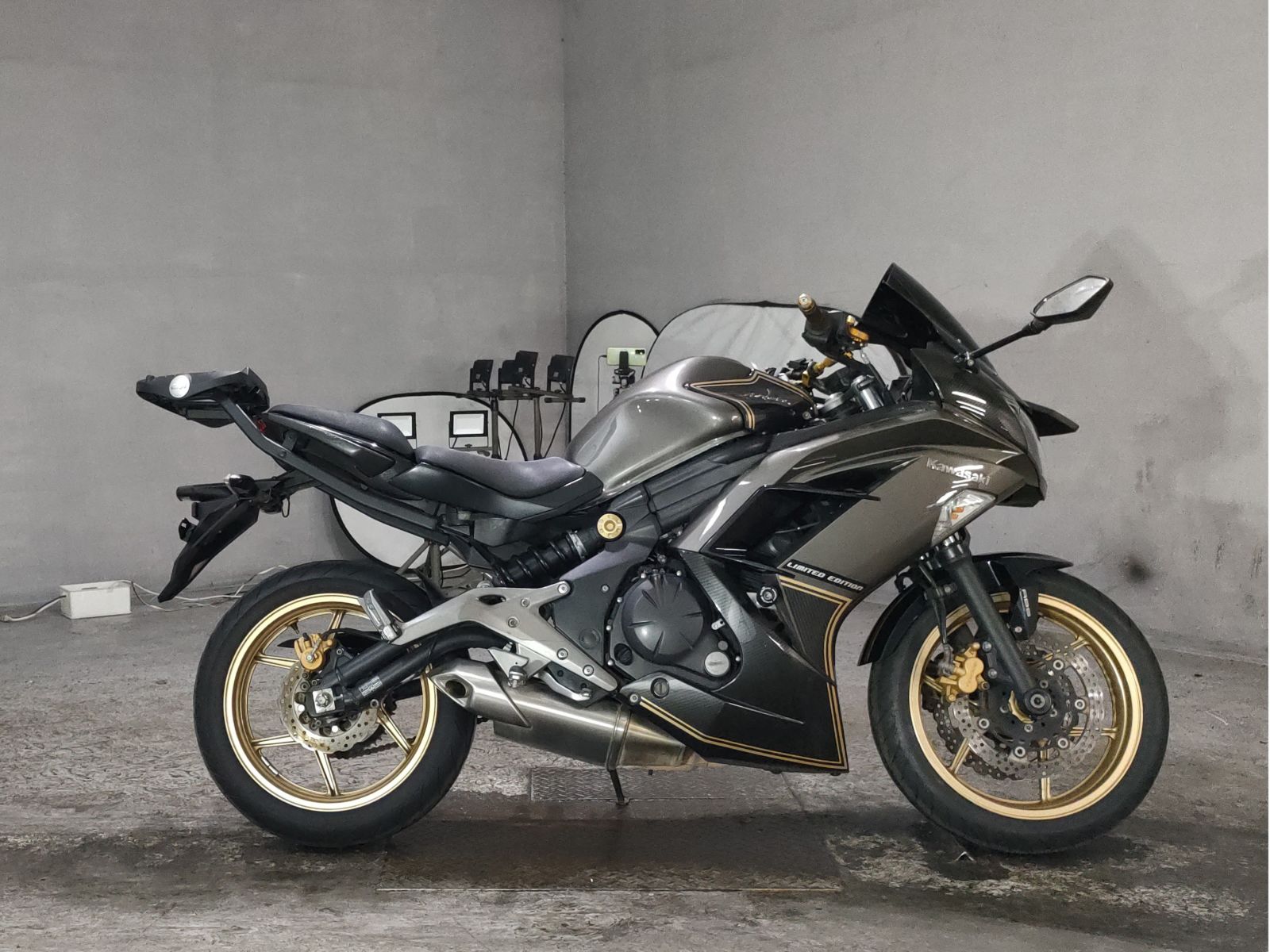 Kawasaki NINJA400