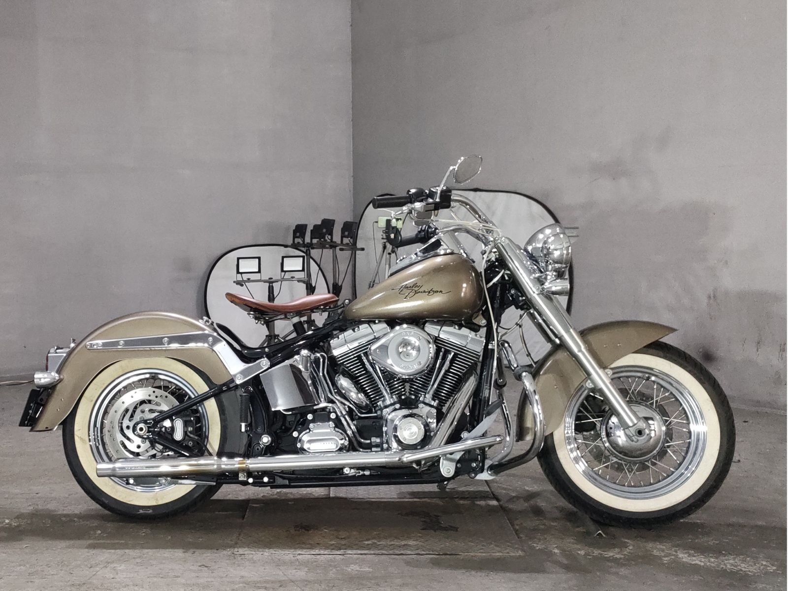 Harley-Davidson HARLEY FLSTN1580