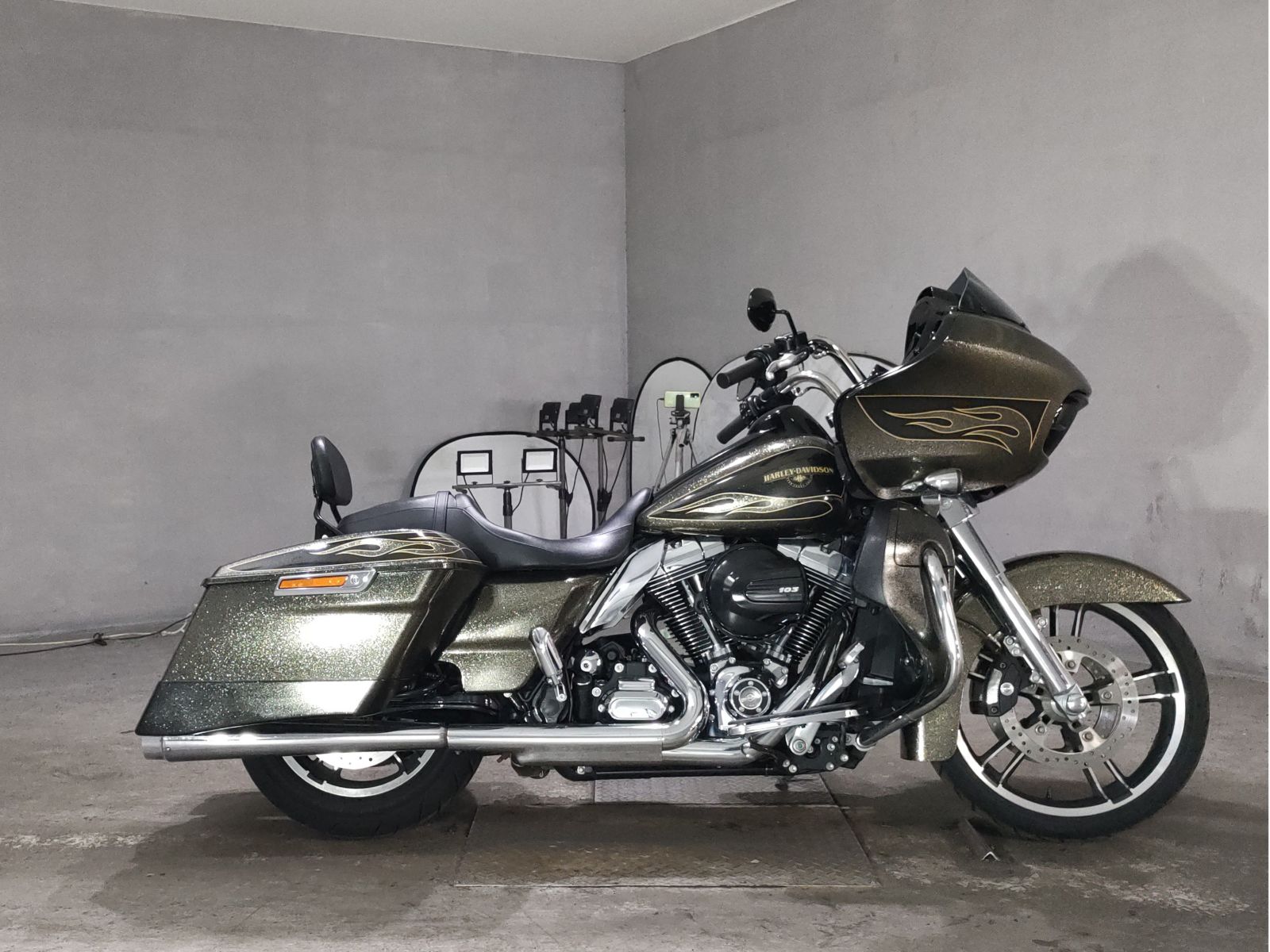 Harley-Davidson HARLEY FLTRXS1690