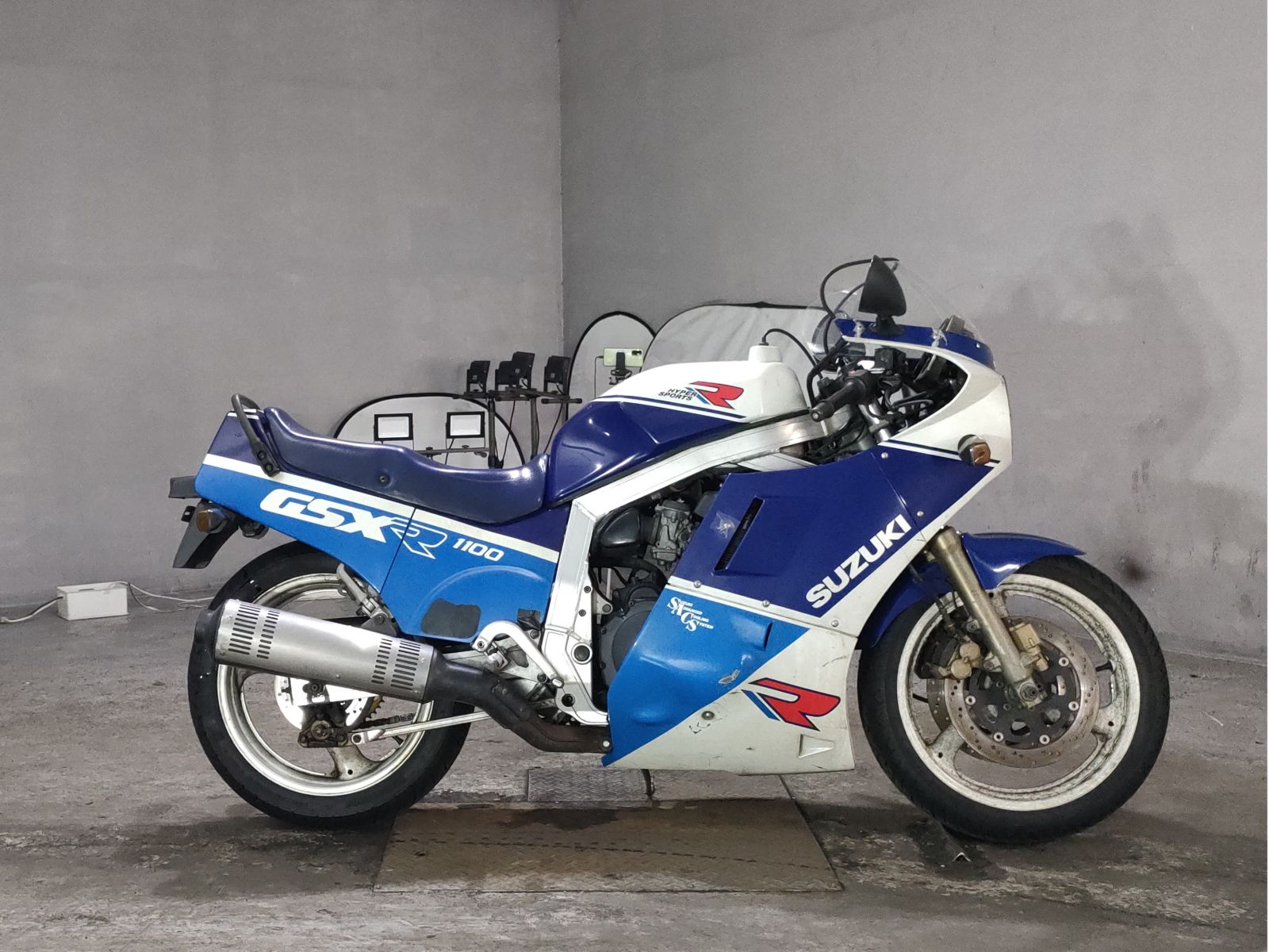 Suzuki GSX-R1100