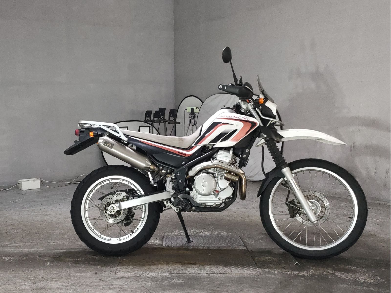 Yamaha SEROW 250
