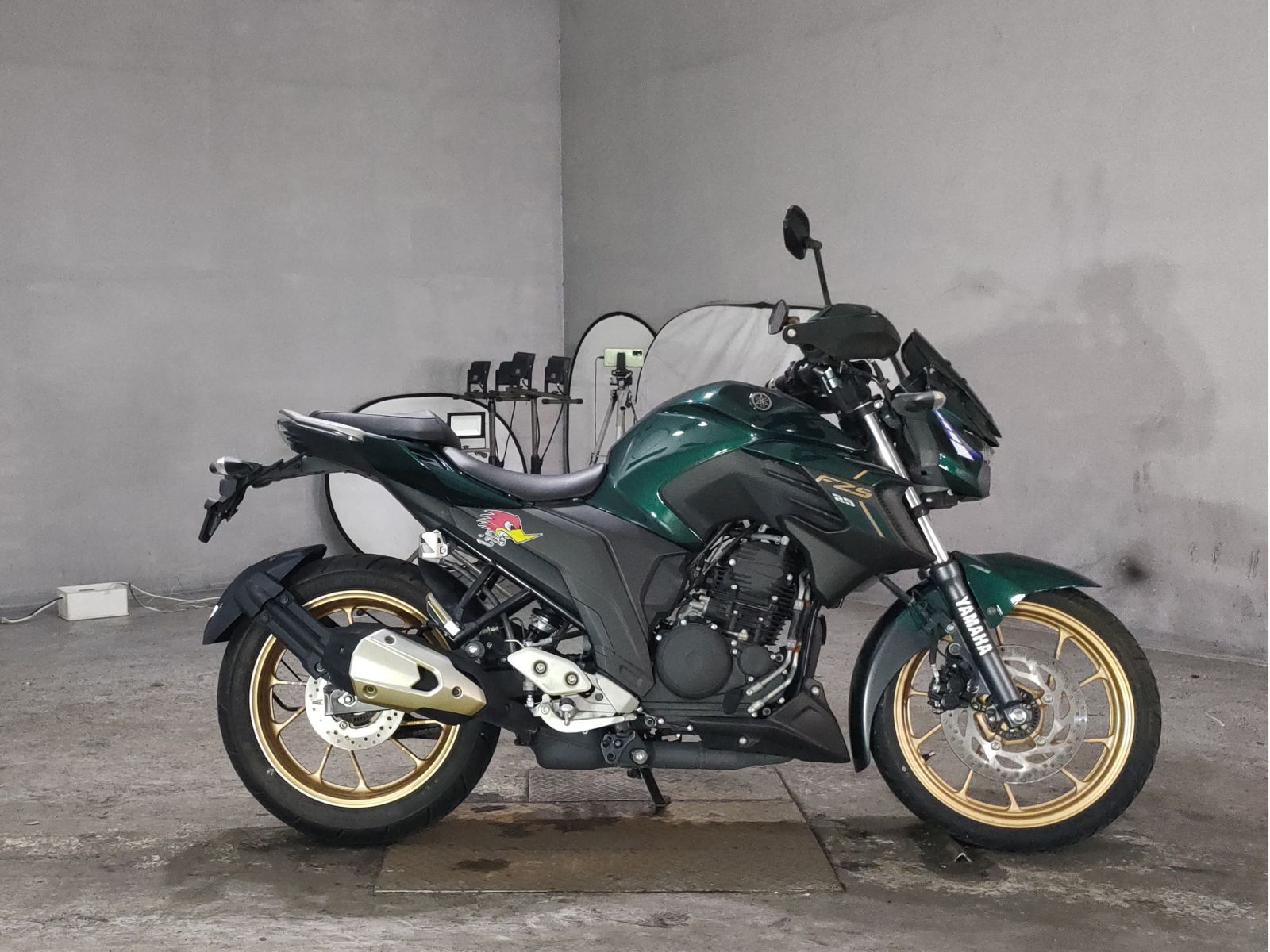 OTHER FZS25