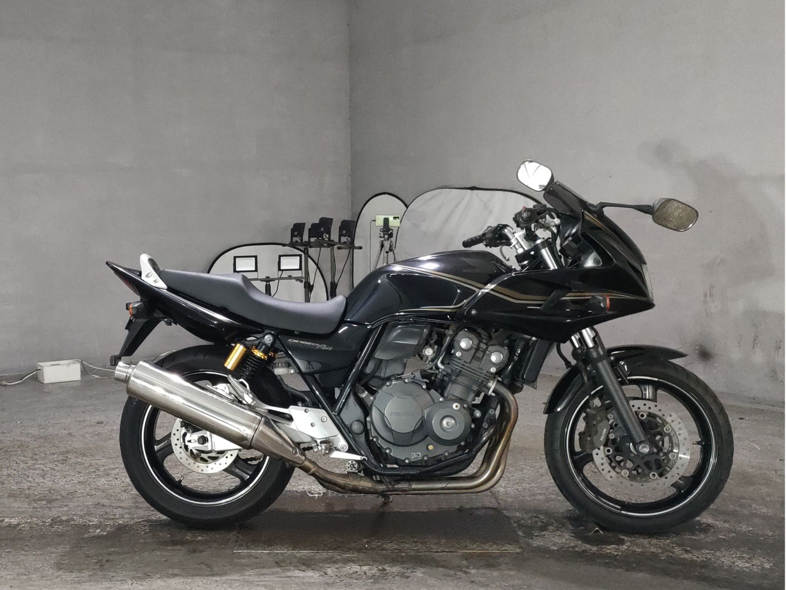 Honda CB400SFV-4 BOLDOR