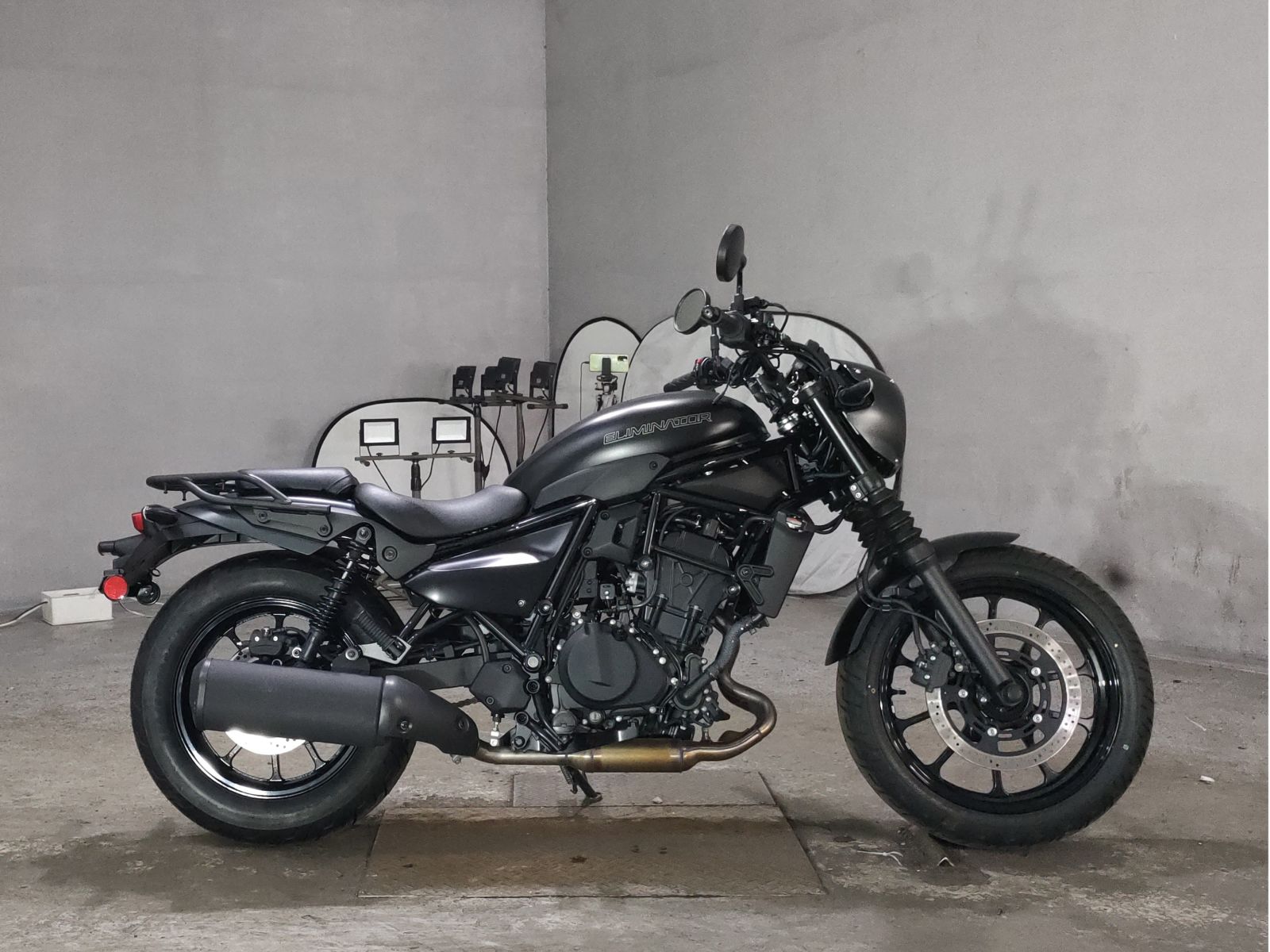 Kawasaki ELIMINATOR 400SE
