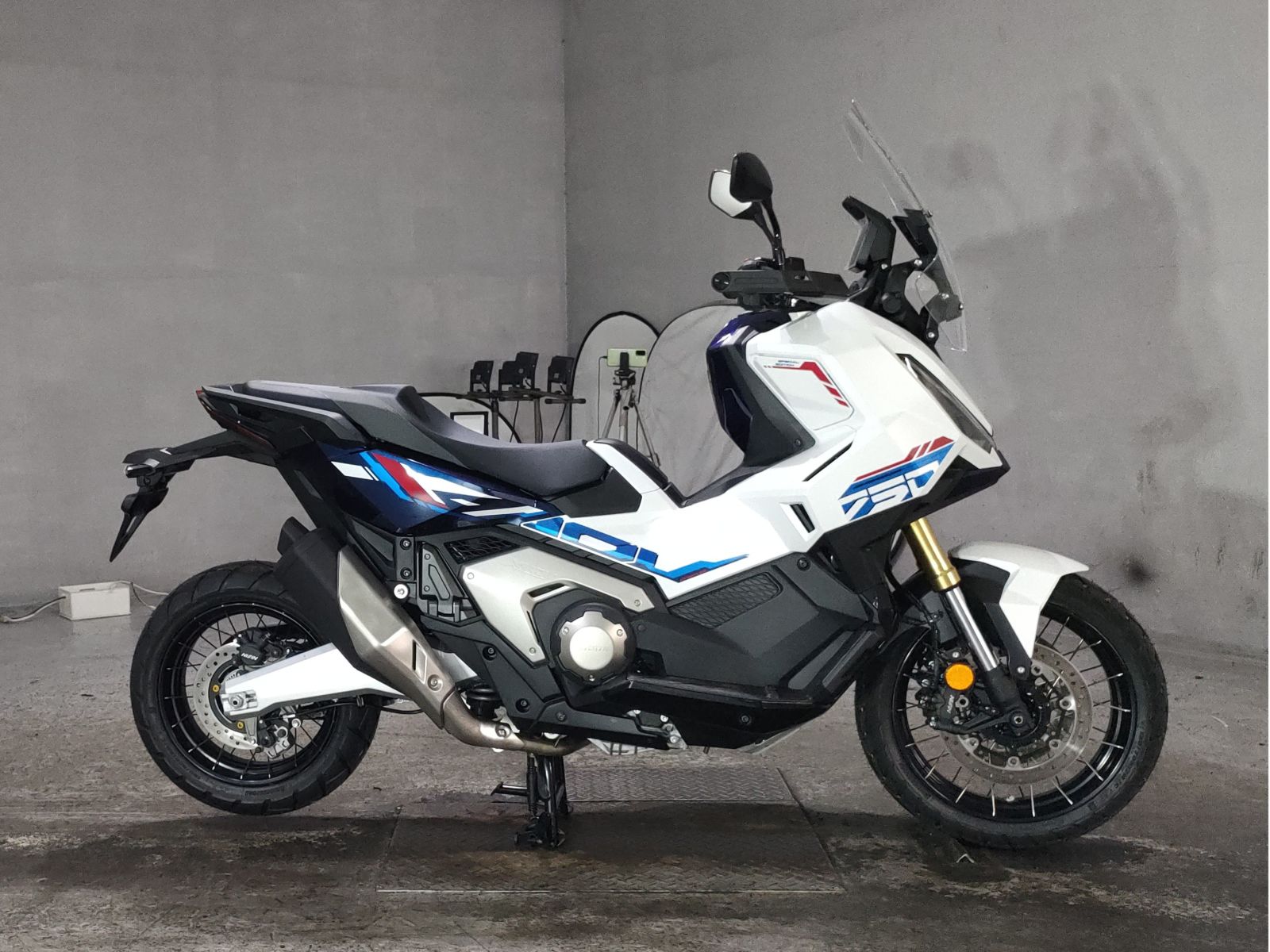 OTHER X-ADV