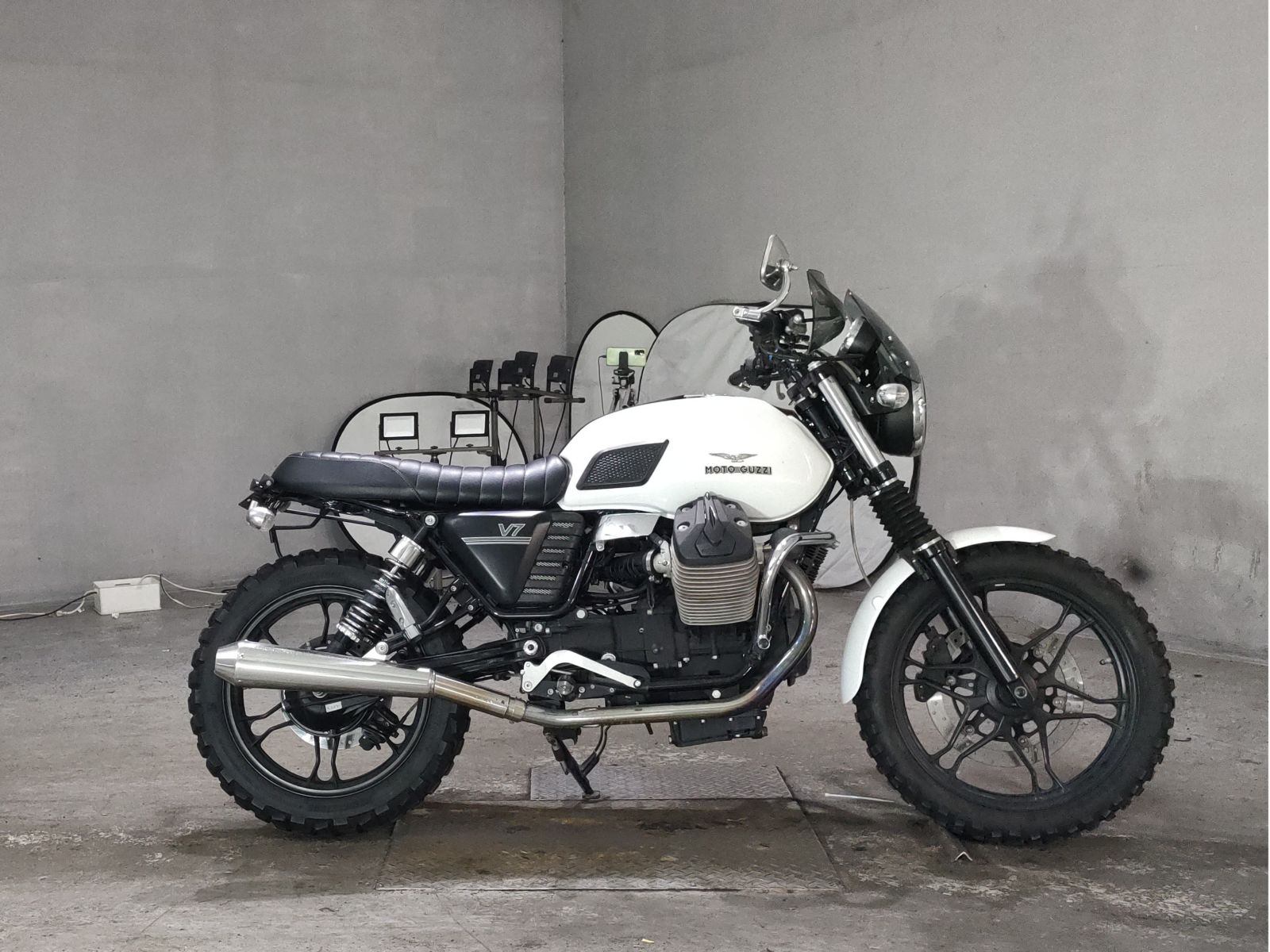 MOTO GUZZI MOTO GUZZI V7 STONE