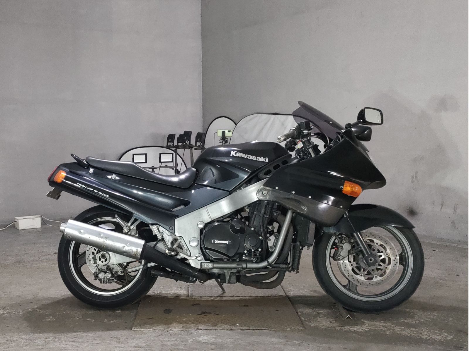 Kawasaki ZZR1100