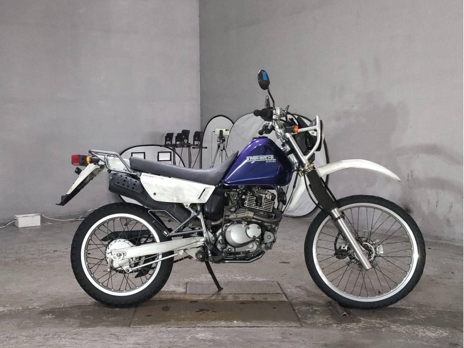 Suzuki DJEBEL200