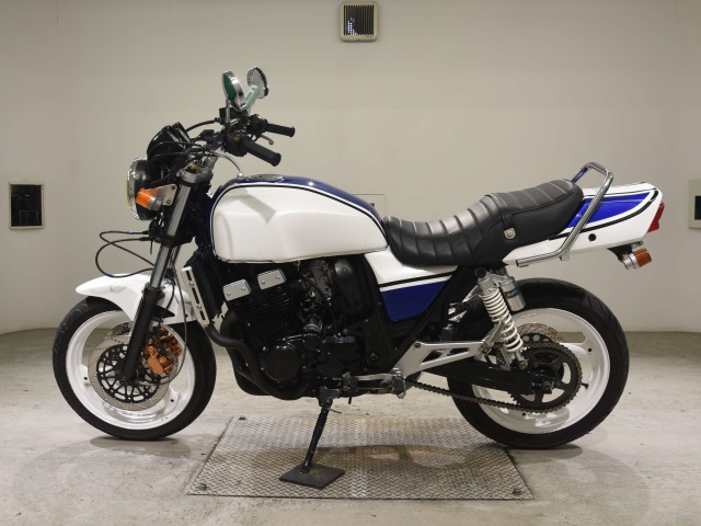 Suzuki GSX400