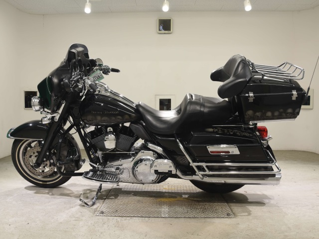 Harley-Davidson HARLEY FLHTC1580