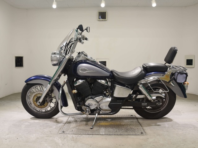 Honda SHADOW750