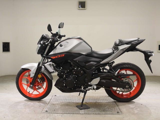 Yamaha MT-03