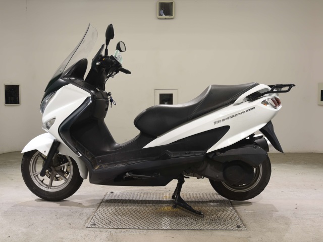 Suzuki BURGMAN200