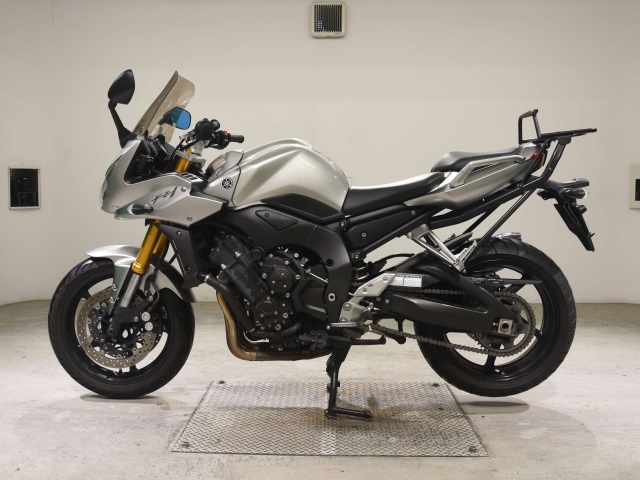 Yamaha FZ-1 FEATHER