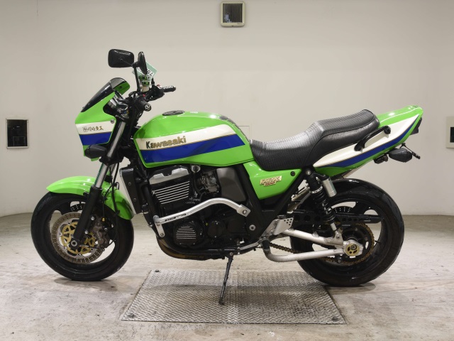 Kawasaki ZRX1100