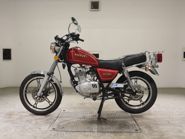 Suzuki GN125H