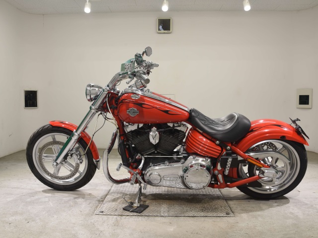 Harley-Davidson HARLEY FXCWC1580