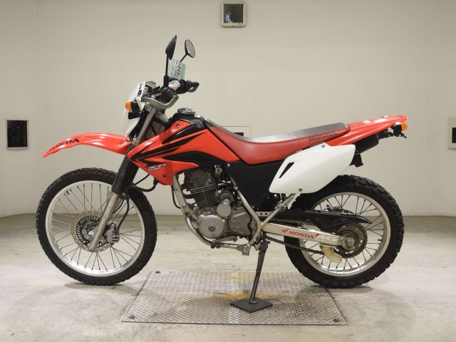 Honda XR230