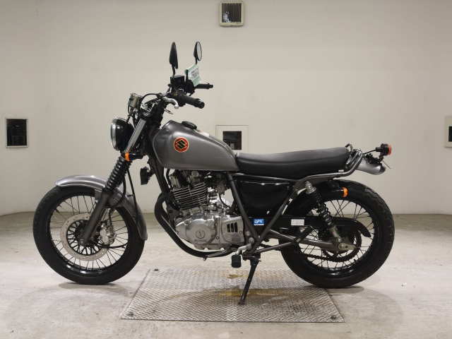 Suzuki GLASS TRACKER BIG BOY