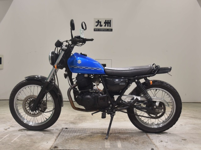 Suzuki GLASS TRACKER BIG BOY
