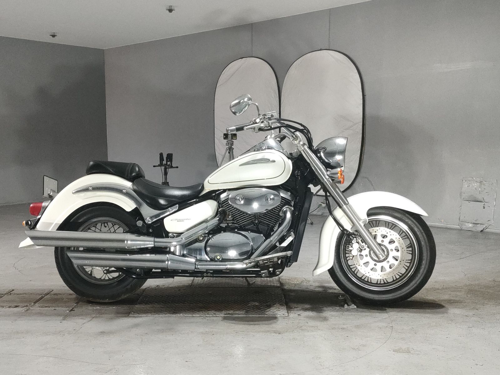 Suzuki INTRUDER 400 CLASSIC
