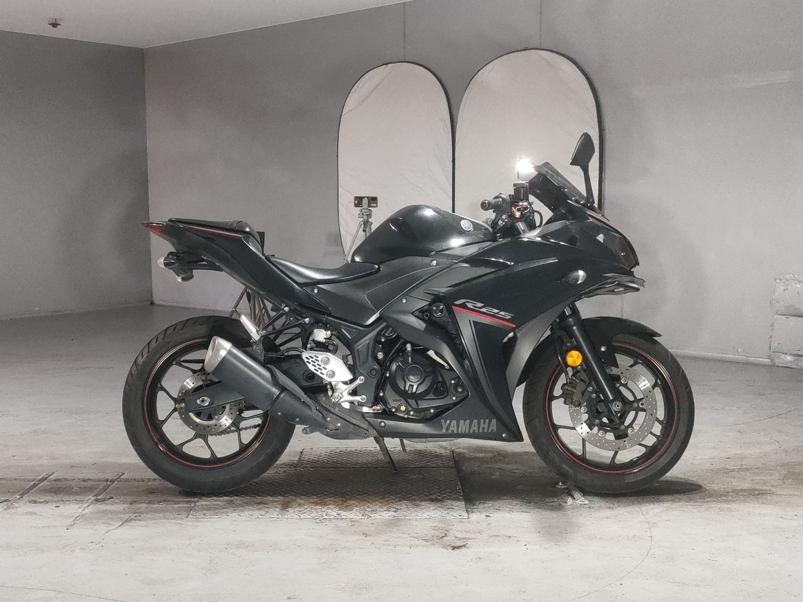 Yamaha YZF-R25