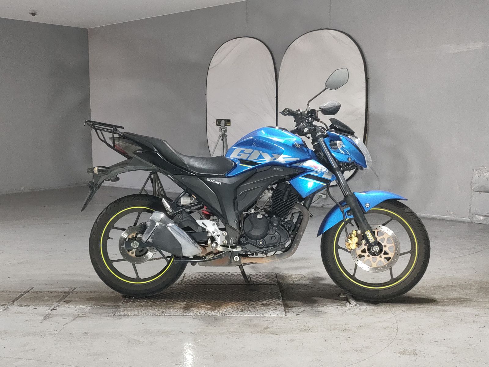 Suzuki GIXXER-150