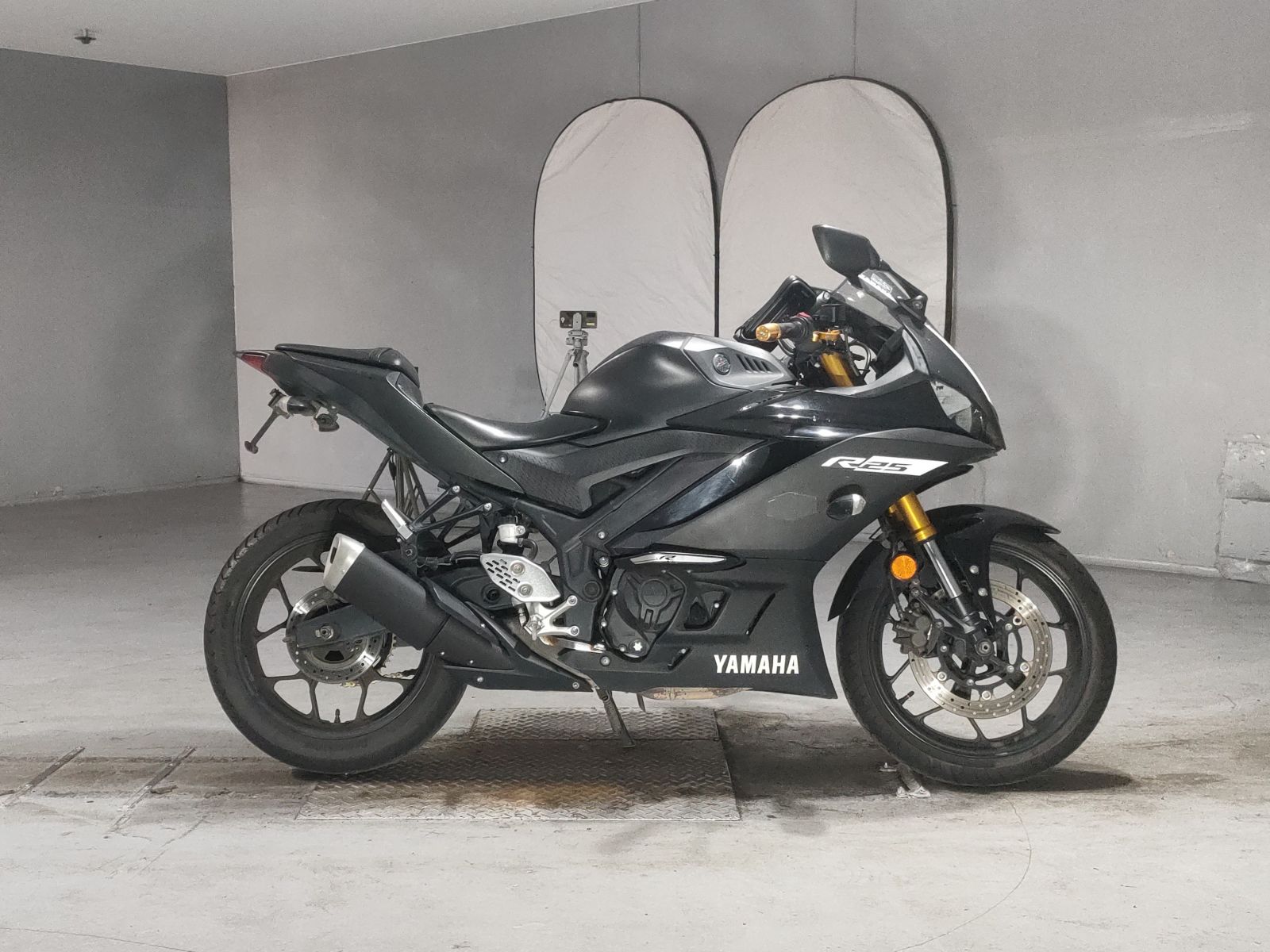 Yamaha YZF-R25